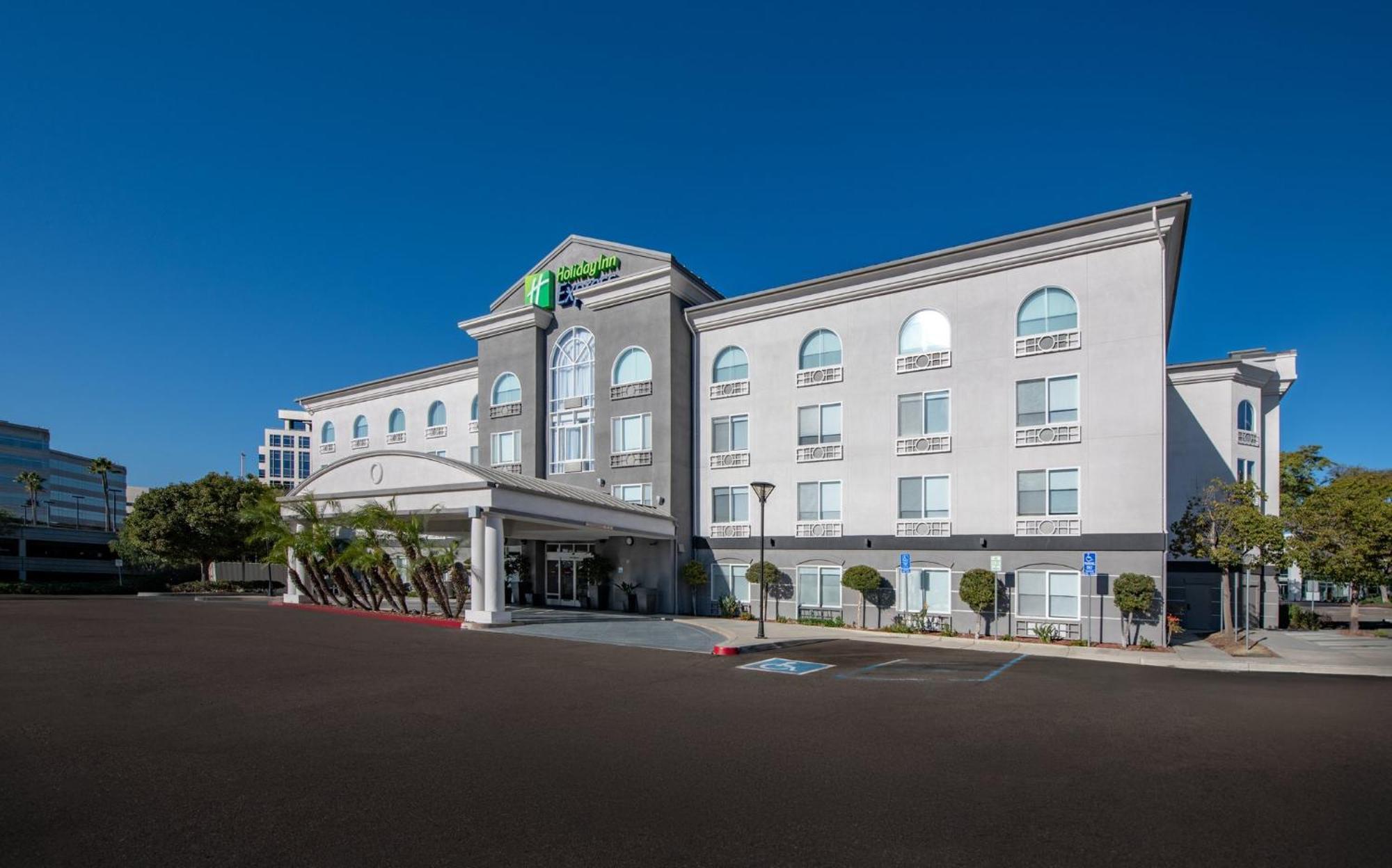 Express - Sorrento Valley By Ihg Hotel 2*