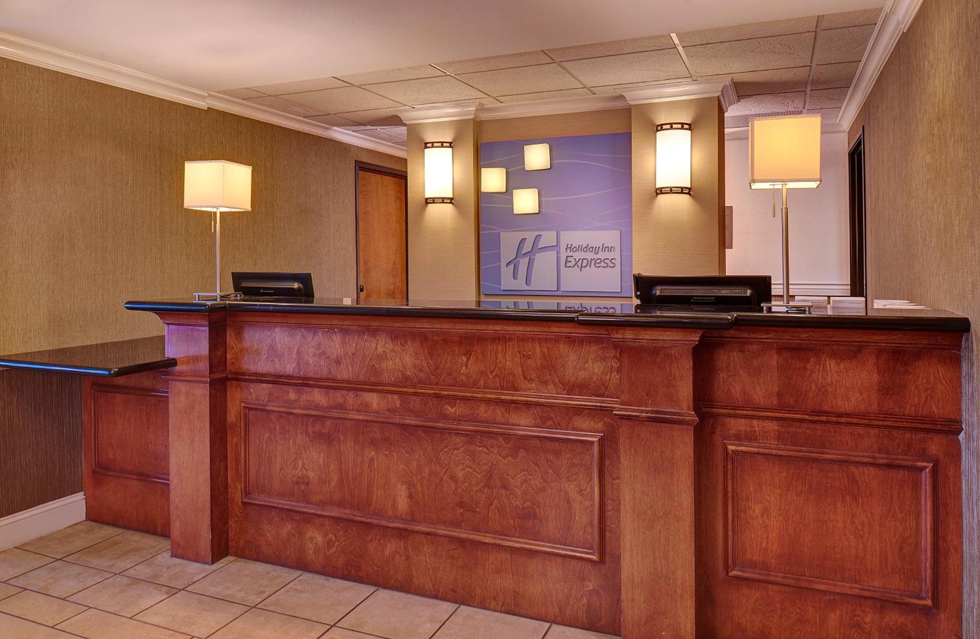 Express - Sorrento Valley By Ihg Hotel 2*